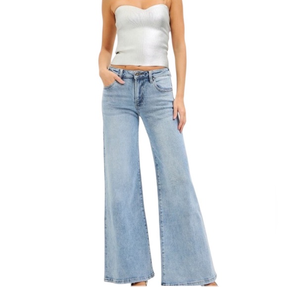 Risen Jeans Denim - 🛍️ 124. Risen Low Rise- Wide Leg Jeans NWT